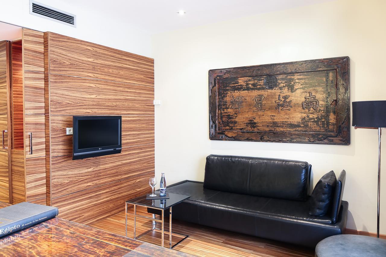 Hotel Gran Derby Suites, A Small Luxury Hotel Of The World Barcelona Kültér fotó