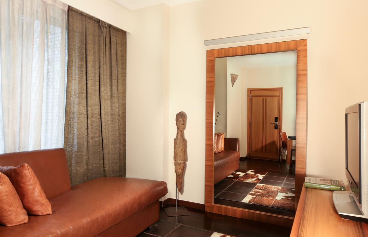Hotel Gran Derby Suites, A Small Luxury Hotel Of The World Barcelona Kültér fotó